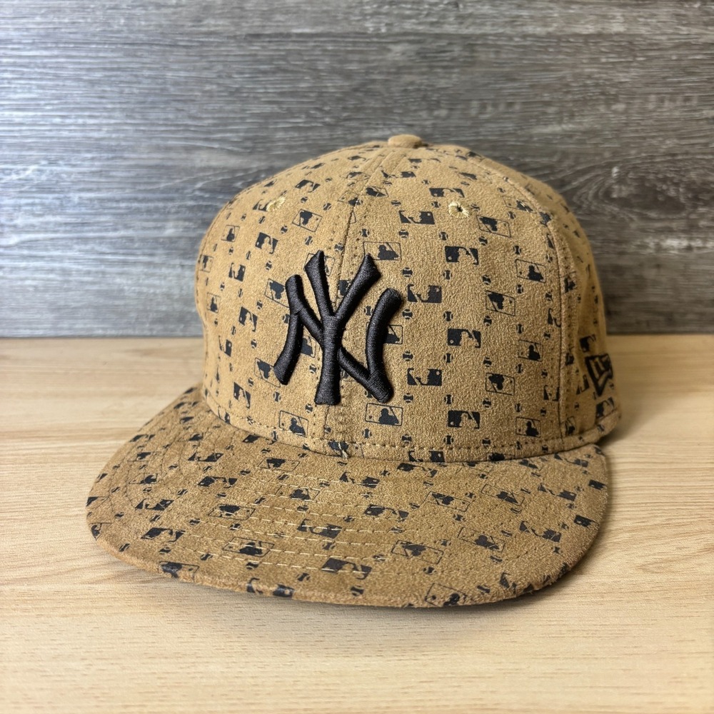 VintageNew York Yankees Hat Fitted 7 3/8 Brown Suede Baseball All Over Print USA